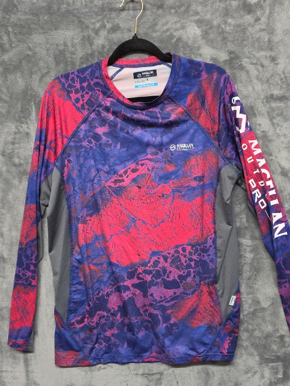 Magellan Pro Outdoors Vibrant Purple & Pink Performance sz Large Long Sleeve